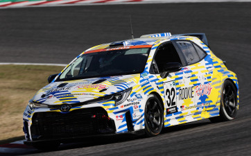 Toyota to Compete in the Thailand 10-hour Endurance Race with Prius