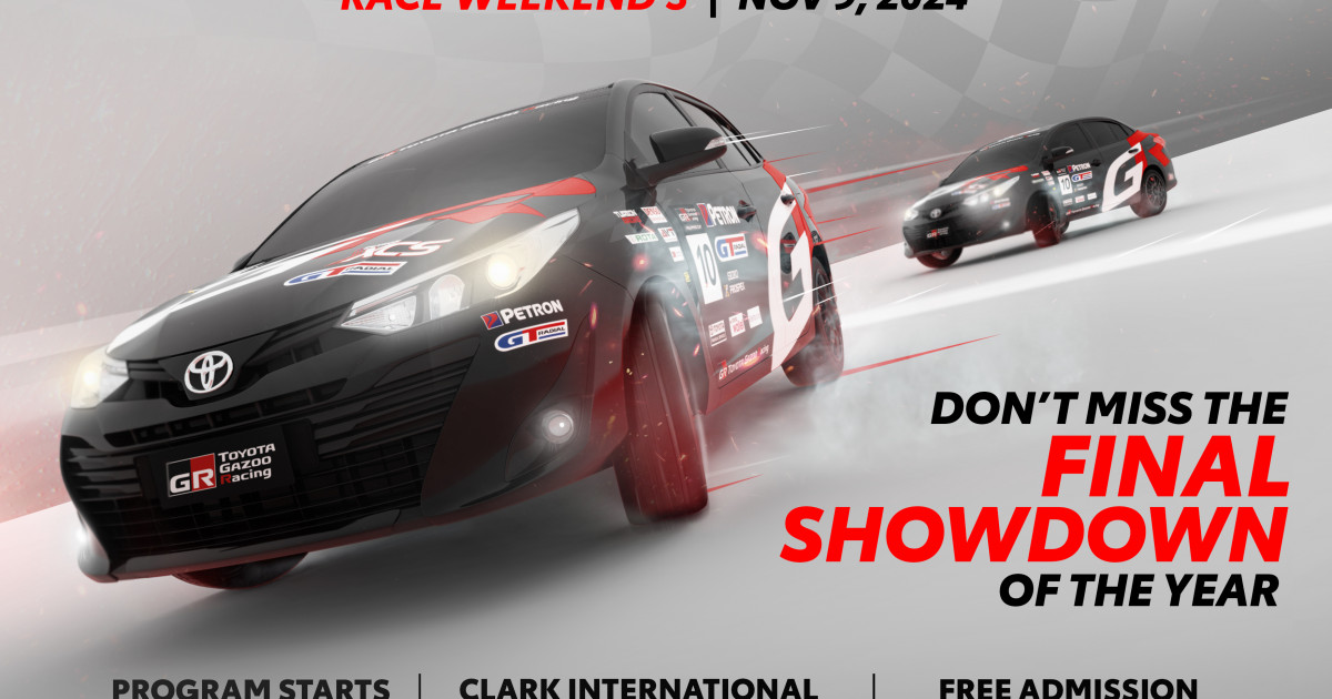 бақтағы жалаңаш жетілген әйел