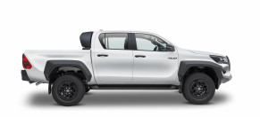 Super White II / Attitude Black Mica